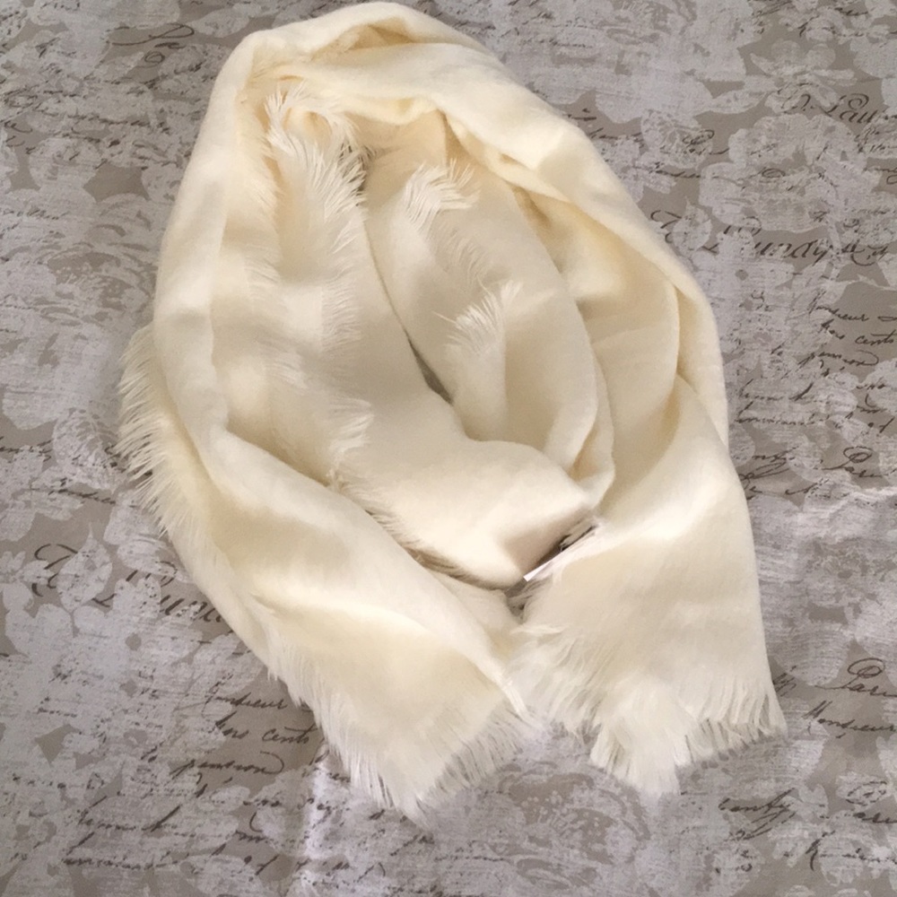 Fluffy white scarf